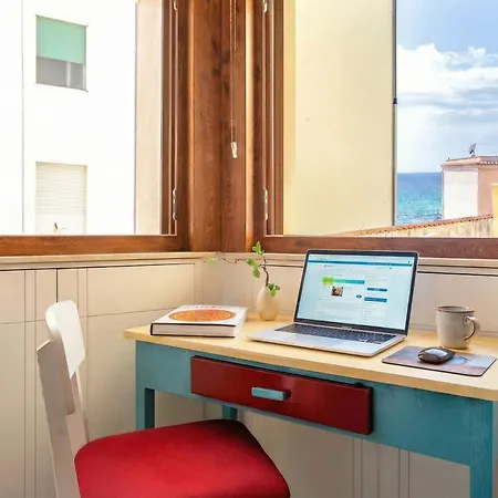 公寓 Clicksardegna Dimora Light House Elegance And Sea View In The Heart Of
